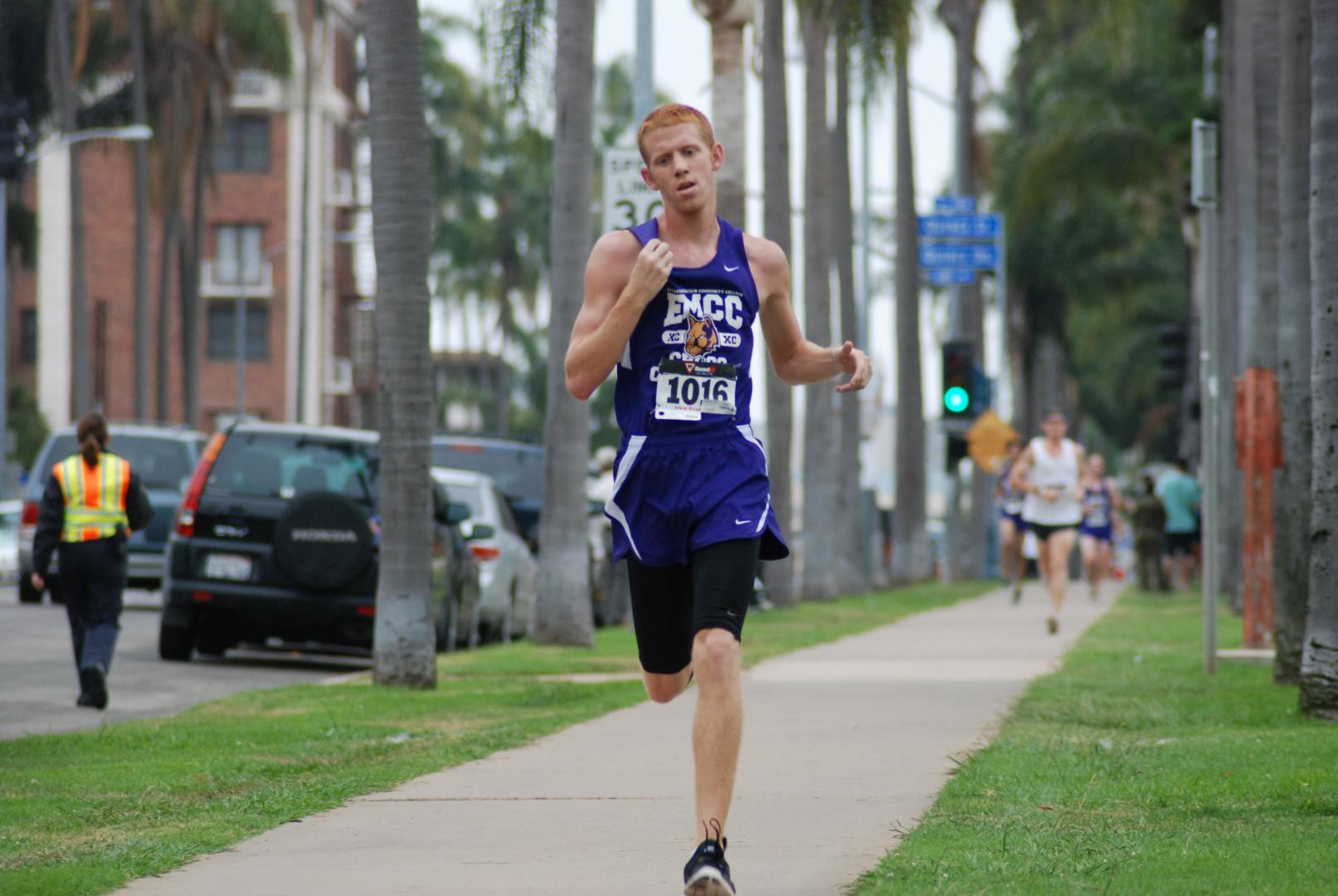 Students in Cross Country Club