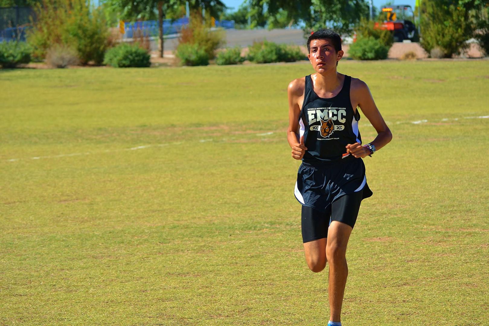 Students in Cross Country Club